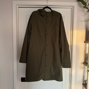 Uniqlo blocktech coat 46R olive